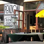 Bunkr - Modry Dum Hotel Karlštejn