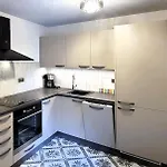 Bunkr - Modry Dum Hotel