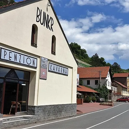 Bunkr - Modry Dum Karlštejn