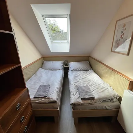 Bunkr - Modry Dum Karlštejn