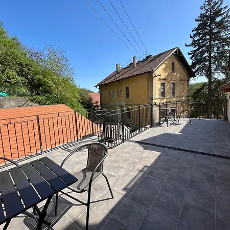 Bunkr - Modry Dum 4* Karlštejn