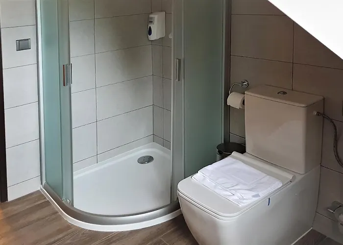 Bunkr - Modry Dum Hotel 4*