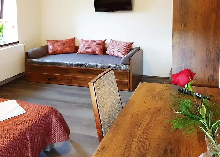 Bunkr - Modry Dum 4* Karlštejn