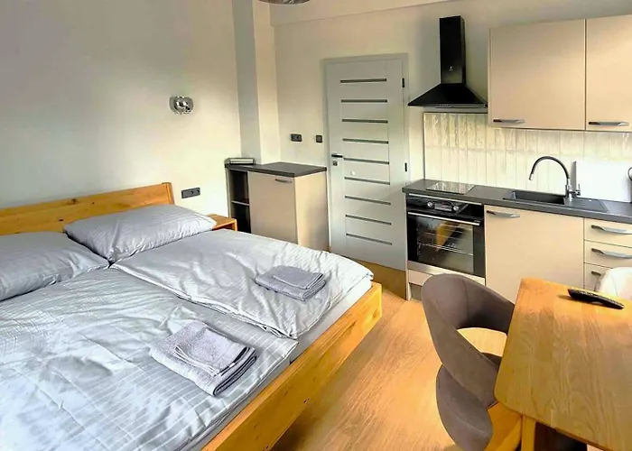Bunkr - Modry Dum Hotel