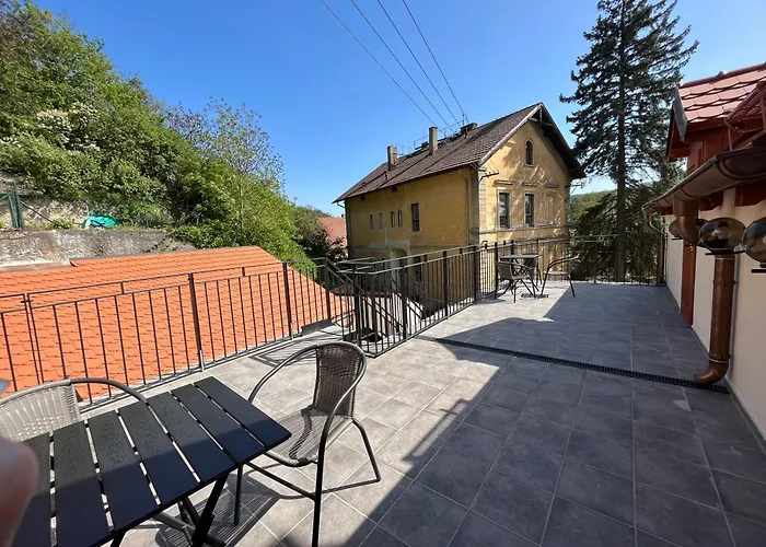 Bunkr - Modry Dum 4* Karlštejn